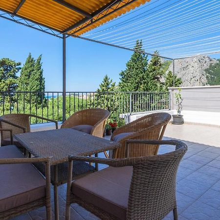 Gorgeous Apartment In Omis With Kitchen Esterno foto