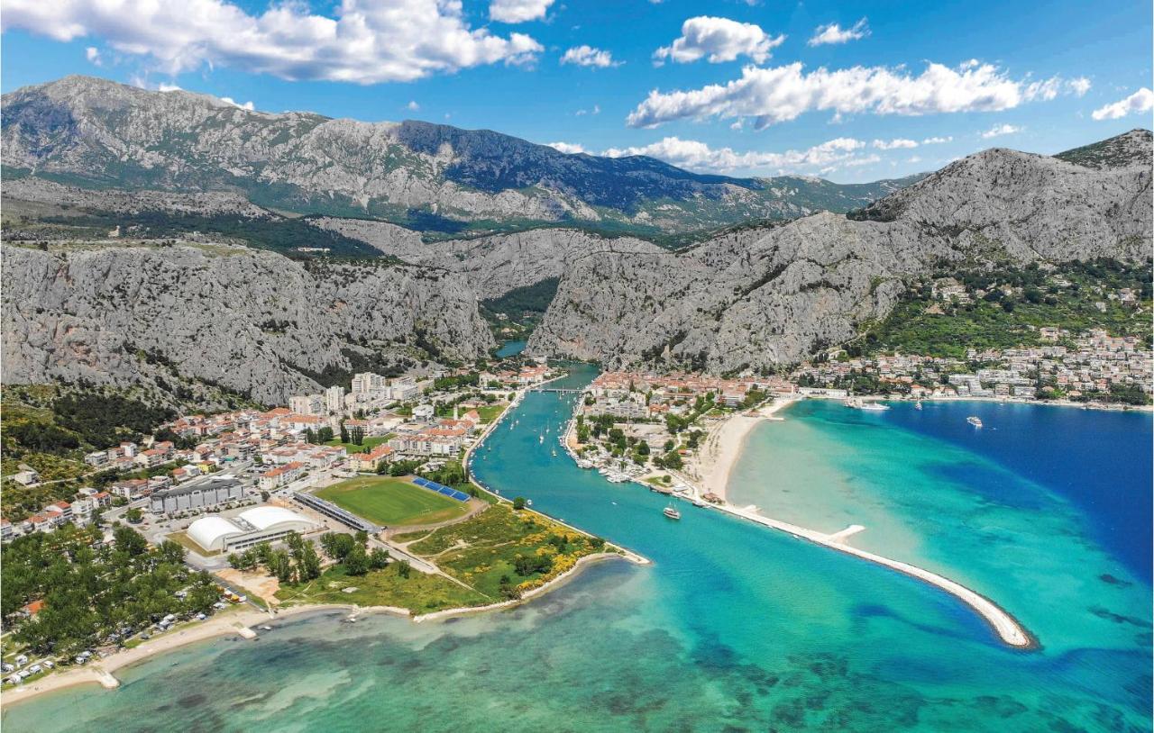 Gorgeous Apartment In Omis With Kitchen Esterno foto